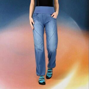 Women's Blue Jeans